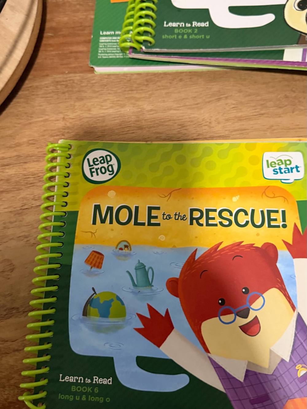LeapFrog LeapStart: Mole to the Rescue! Learning Book - Green/Yellow